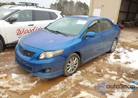 2010 Toyota Corolla S z USA, uszkodzony, nr VIN 1NXBU4EE5AZ174922
